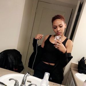 Meet your Posher, Destiny